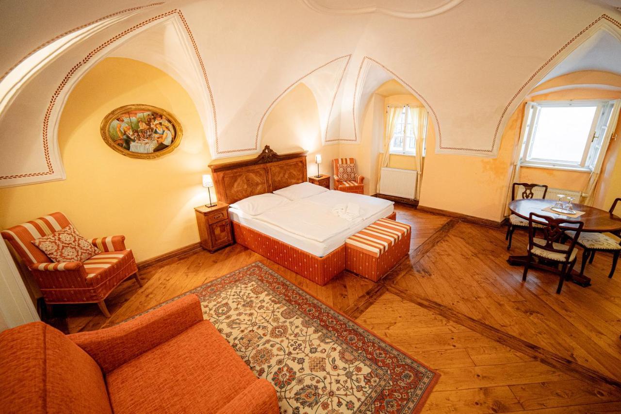 Penzion Cosmopolitan Ii. Banska Stiavnica Exterior photo